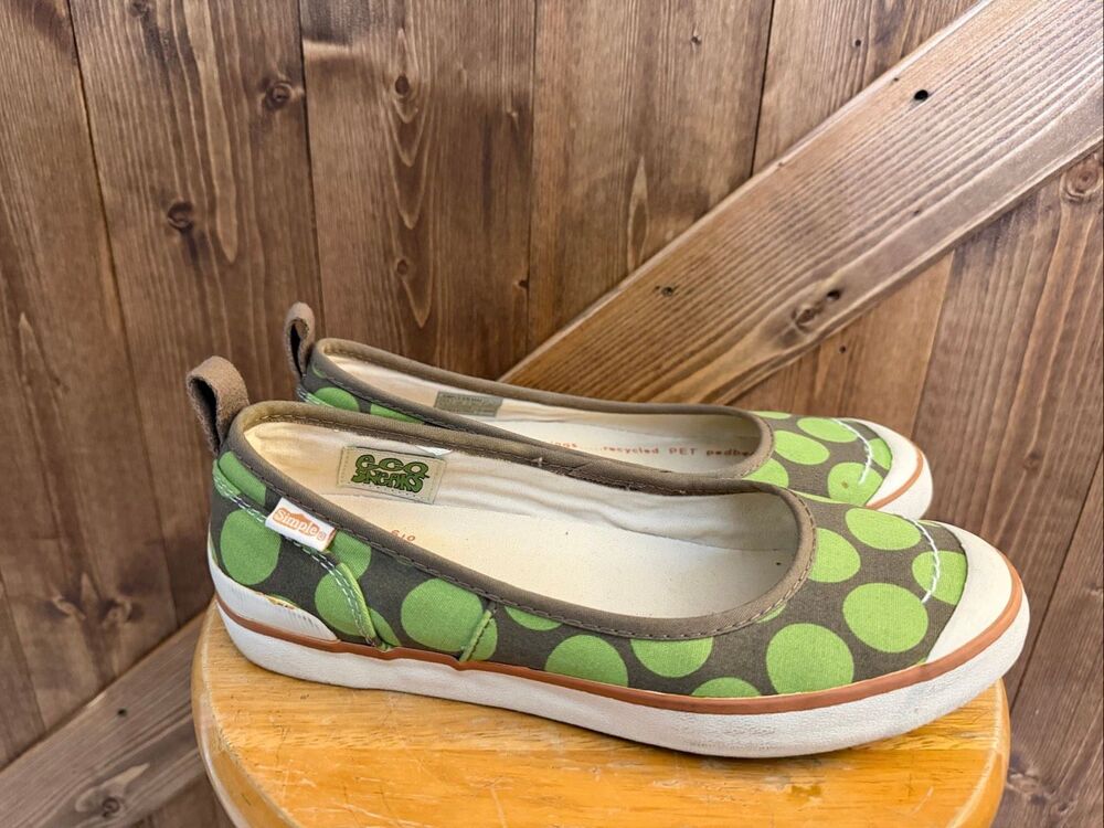 Simple Women’s Size 9.5 Green Polka Dot Canvas Slip On Flats Sneakers Eco Recycl